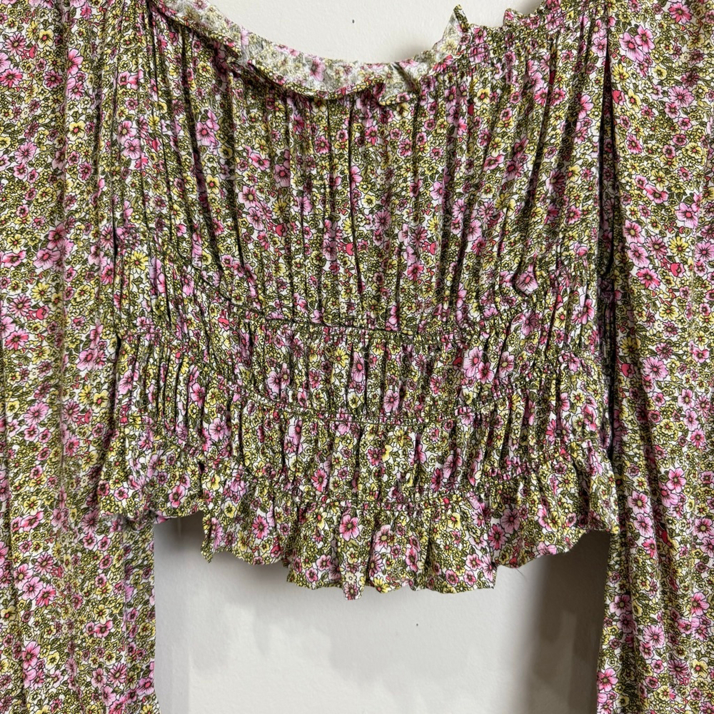 H&M Floral Top Women Size Large Longsleeves Puff Sleeves Detail Prairie Ditsy - Picture 10 of 15